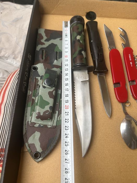 Cutit vanatoare, buschraft, supravietuire, camping, briceag automat