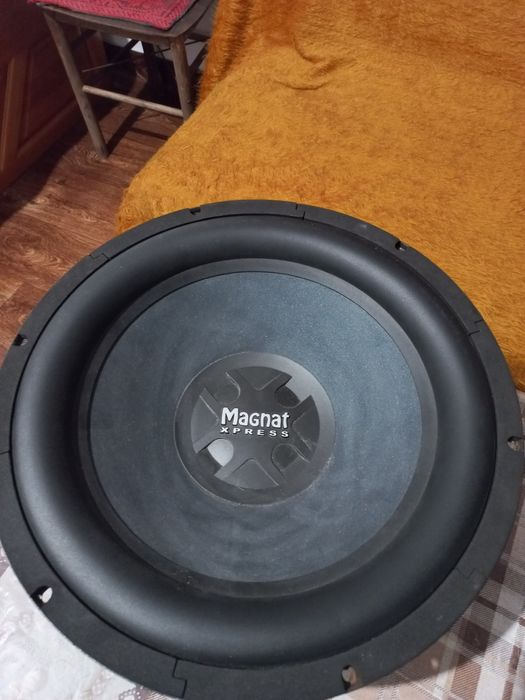Говорител басов  15 инча-8ома
