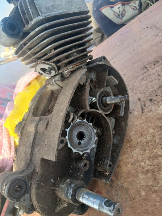 Двиготель мопеда Верховина