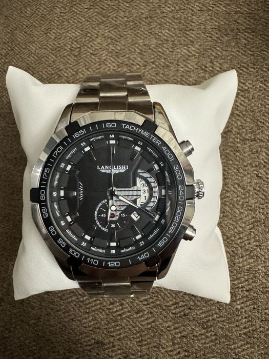 Жаңа ерлер сағаты