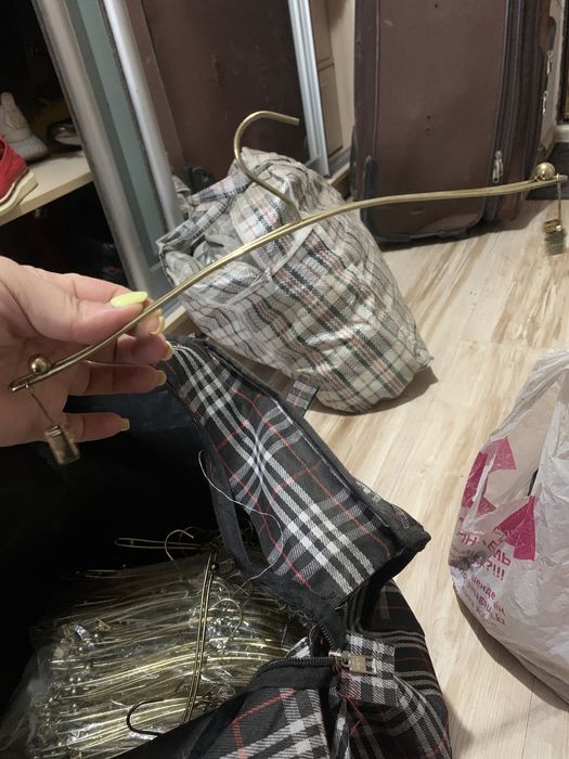 Продам вешалки