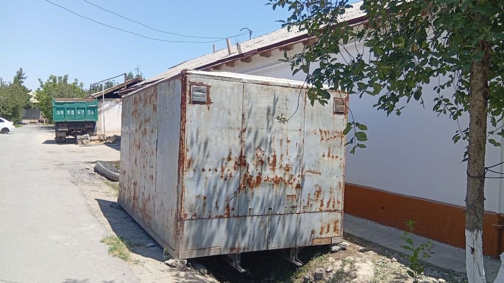 Будка сотилади..