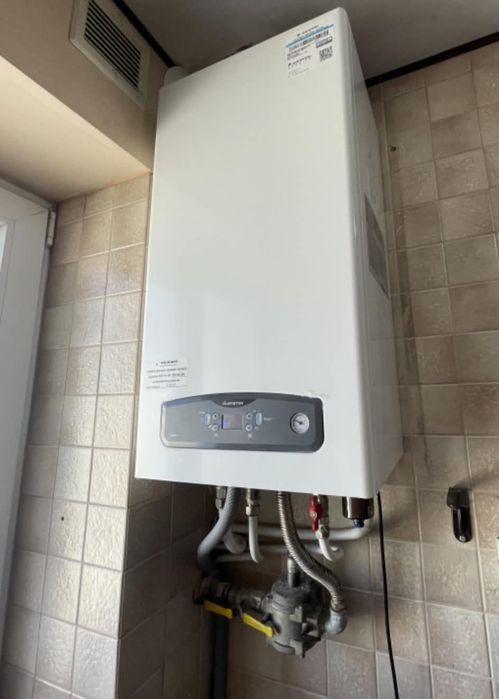 Ofer spre închiriere apartament,2 camere, decomandat, pe data  01-08-2026