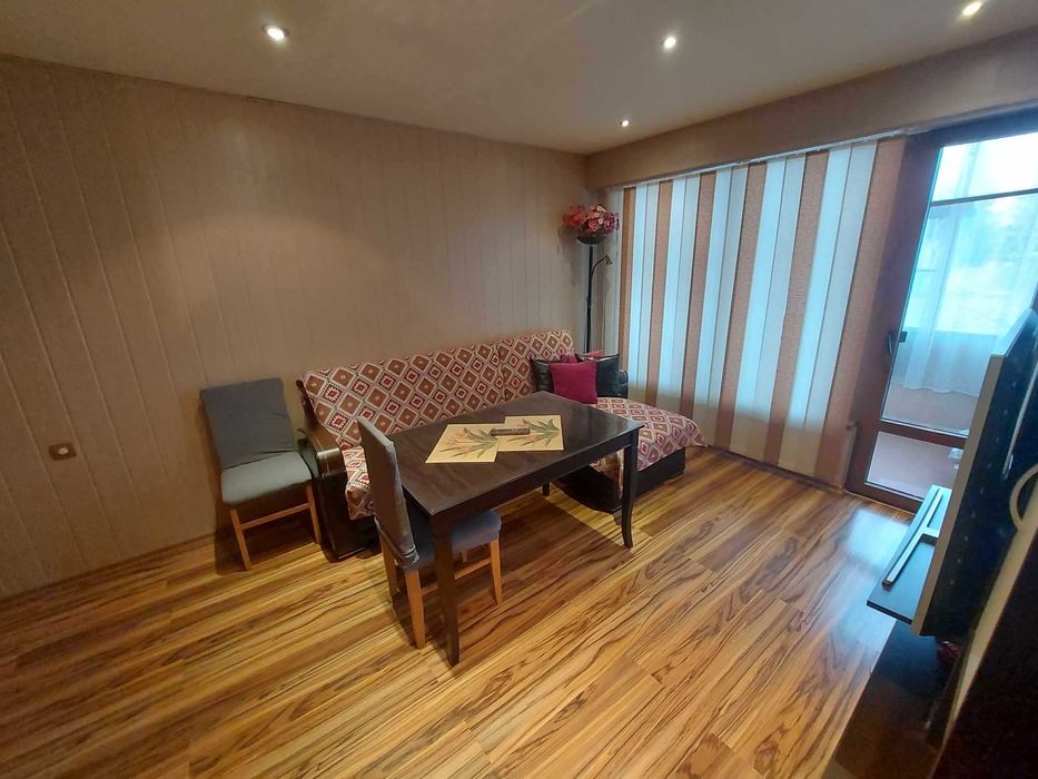 Продава се Тристаен апартамент в Търговище, Запад 2 - 76 кв.м за 1128 €/кв.м - Снимка #11