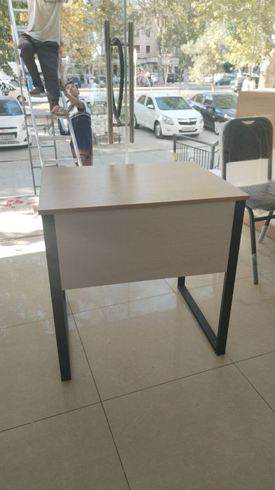 Parta, stul, ustoz stoli