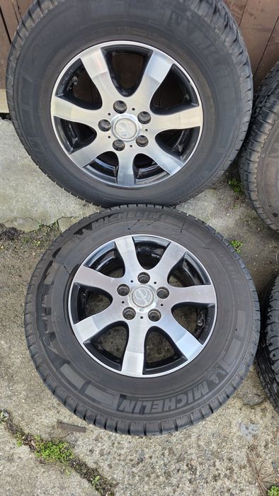 Джанти 15" 5x118 6.5j ET60 Tomason Гуми 215/70/15C