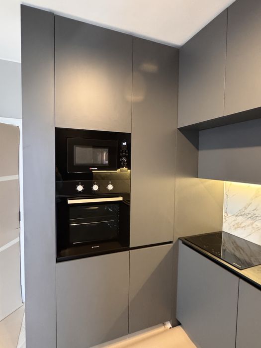 Микровълнова за вграждане PYRAMIS 30 black