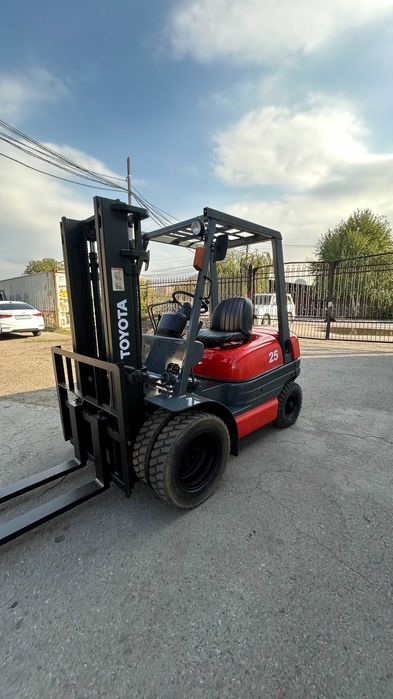 Продам Вилочный погрузчик (кара)