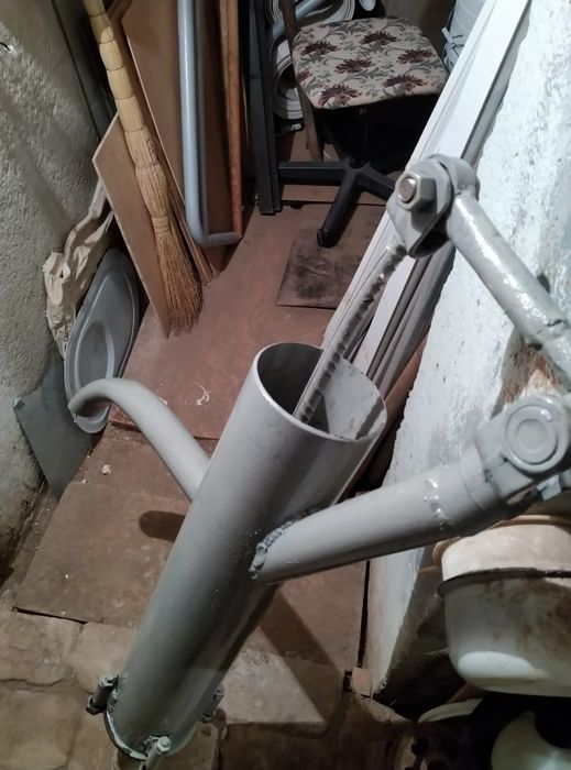 Ручная колонка для воды