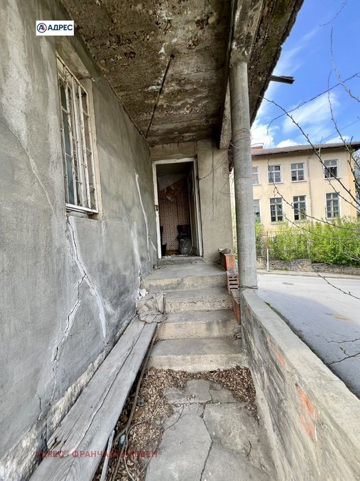Продава се Къща в Угърчин - 152 кв.м за 50 €/кв.м - Снимка #4