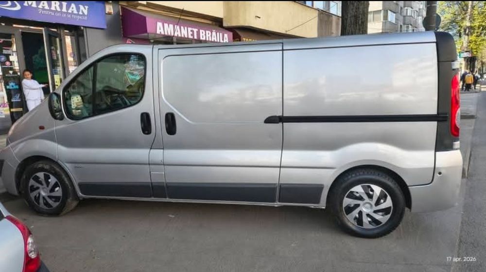 Vând Opel Vivaro 2.0