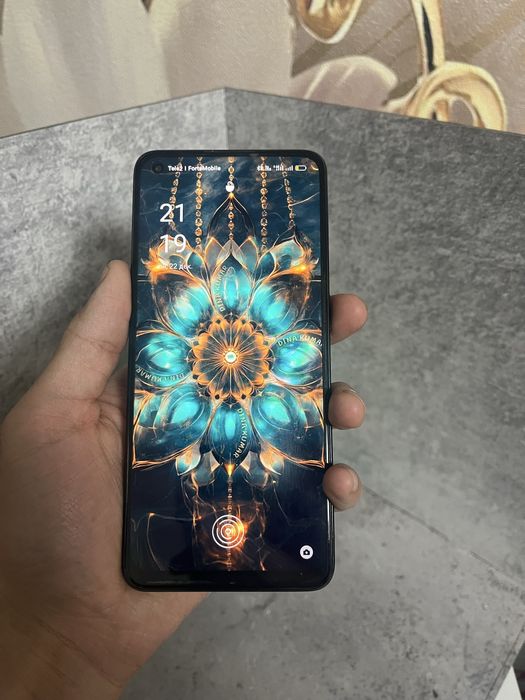 Продам телефон oppo reno 7