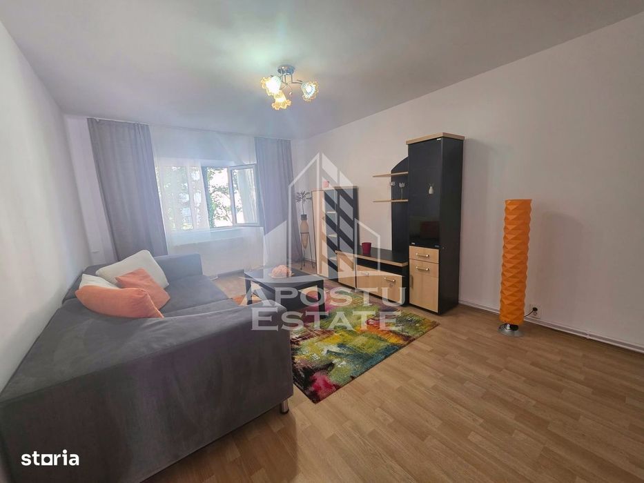 Apartament  2camere de inchiriat zona LIPOVEI