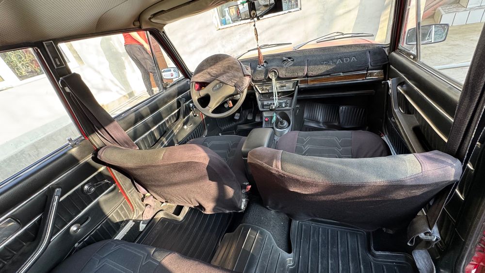 Продается ВАЗ 2103