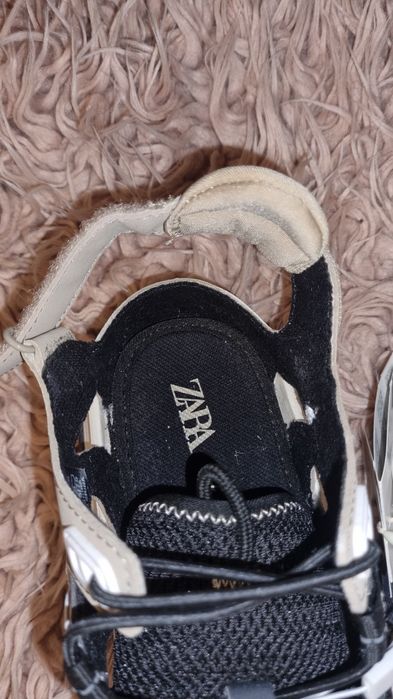 Zara нови летни маратонки и черни топли Зара - 36 н