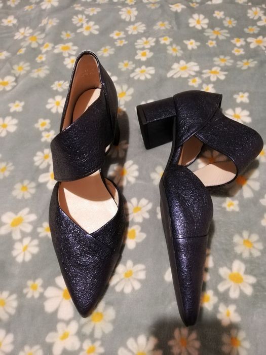 Обувки на токчета Hogl