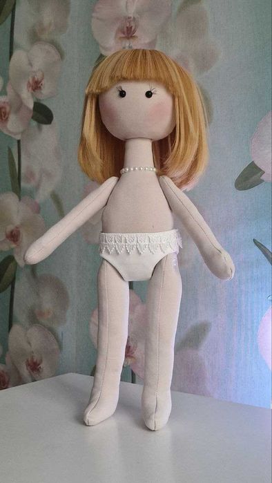 Продам текстильную куклу Snejka