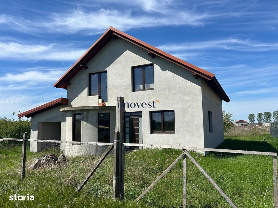 Casa de vanzare in Lazuri, Satu Mare | proprietate spatioasa cu teren