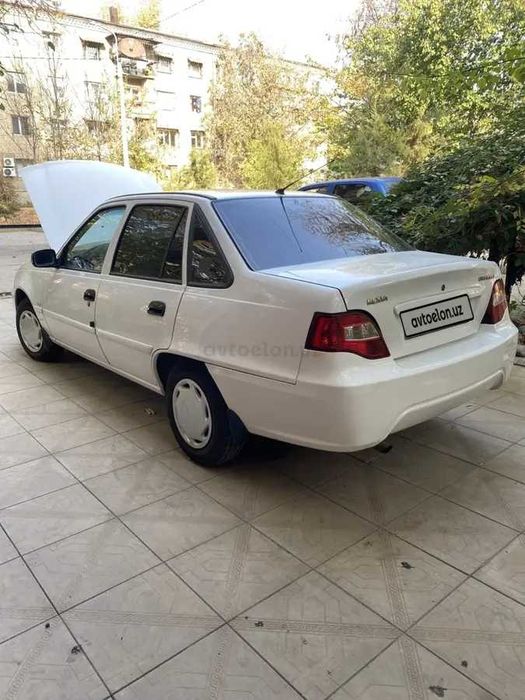 Продаётся Nexia & Sotiladi Nexia конец 2014 года