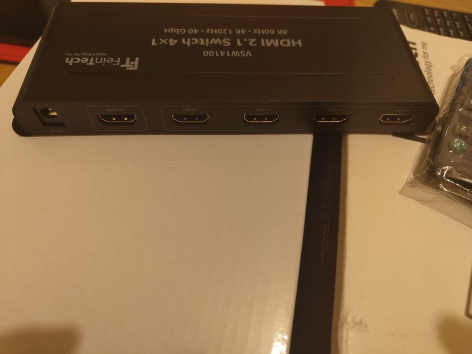 Switch HDMI 4 în 1 Feintech 8K 60Hz sau 4K 120Hz