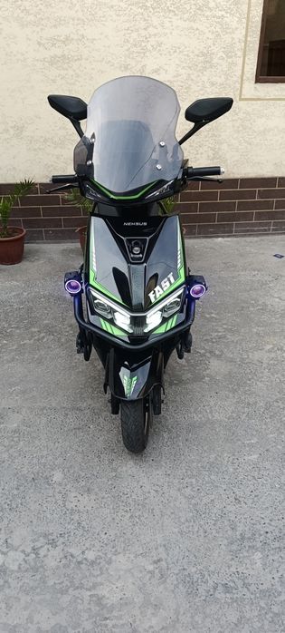 Нексус скутер электр