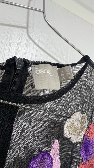 Вечернее Платье двойное в отличном  состояние asos