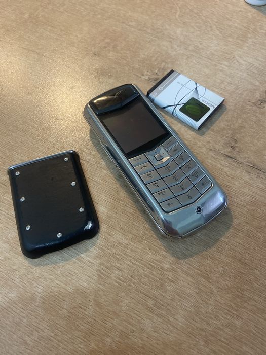 Vertu в оригенале