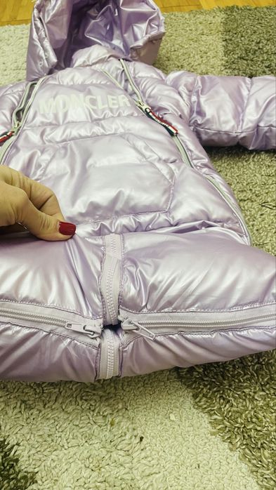 Комбинезон зимний Moncleг