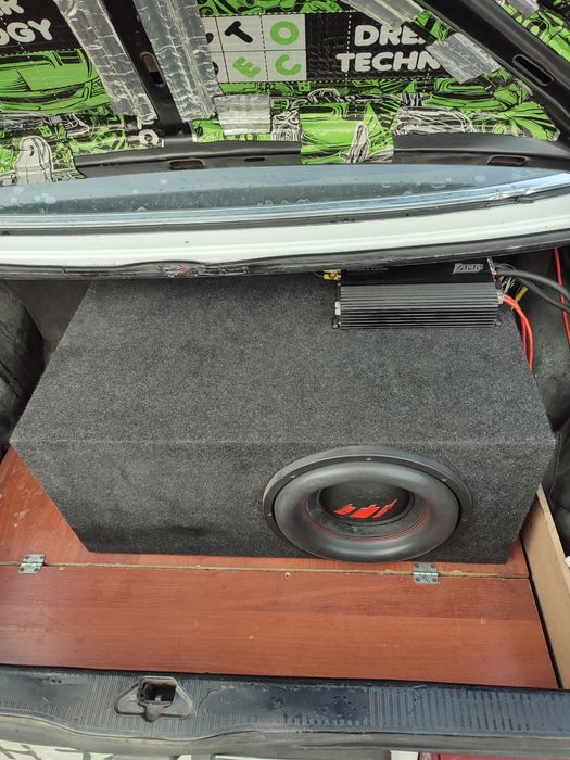 Продам сабвуфер и короб