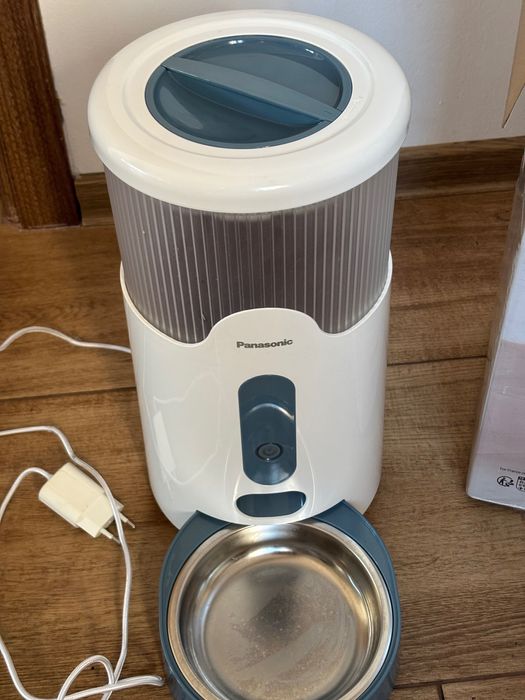 Vand aparat hrana animale Panasonic