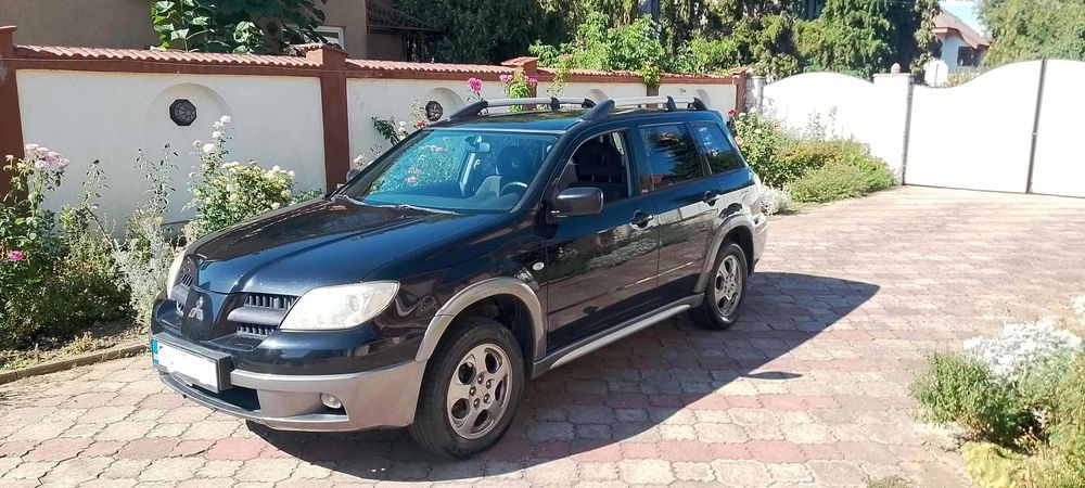 Mitsubishi Outlander 2006 2.0 litri Benzina