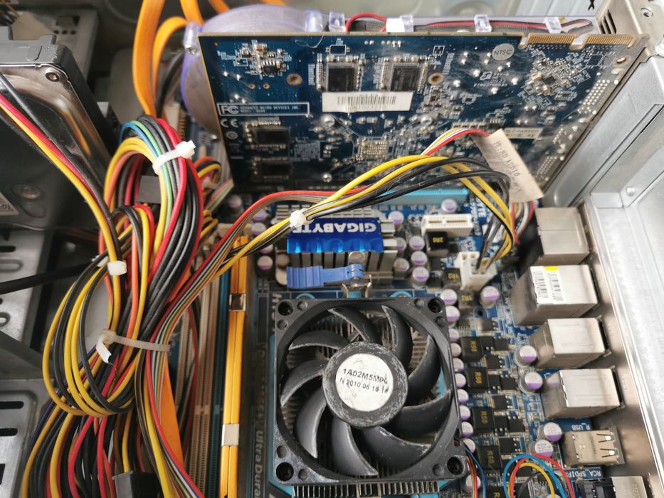 Продаю персональный компьютер