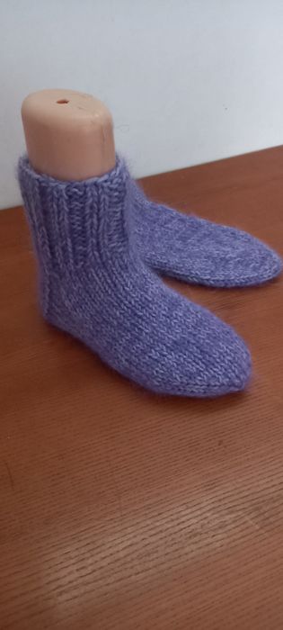 Продам вязаные носки.