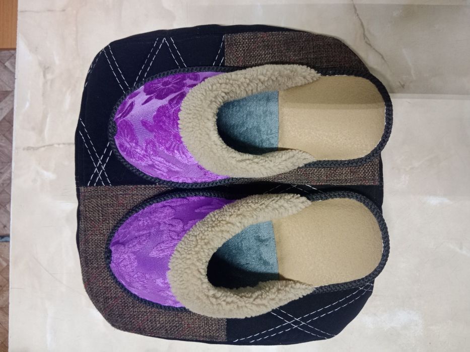 Комнатные тапочки ручной работы