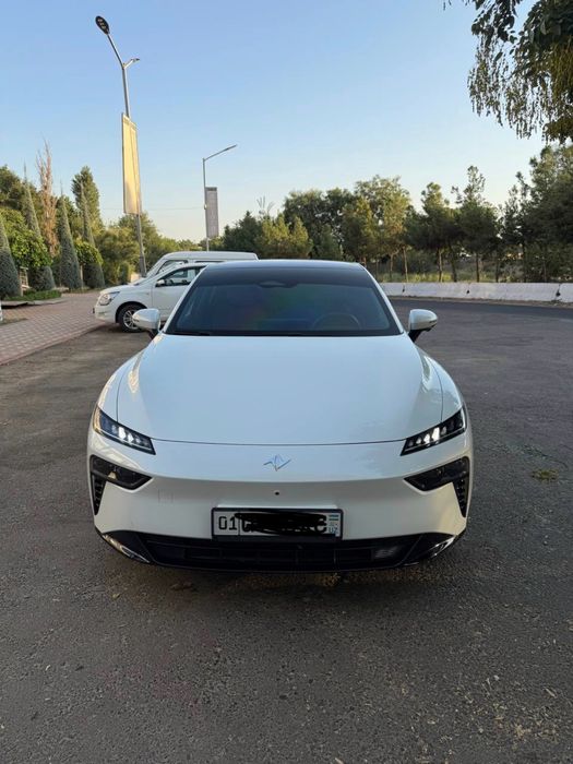 Dongfeng007 Gibrid 2025-yil 26.000Km Toza