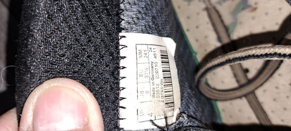 Lowa __Gore__tex__Дамски  Боти 37. 1/2