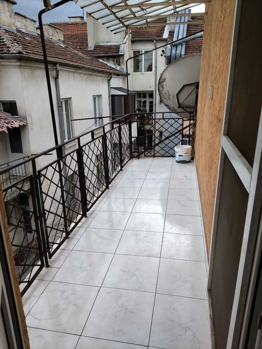 Дава се под наем Двустаен апартамент в София, Център - 60 кв.м за 847.62 € - Снимка #7