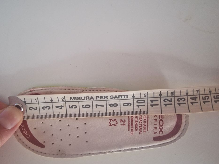 Pantofi Geox mărimea 21 (preț magazin 309 lei)