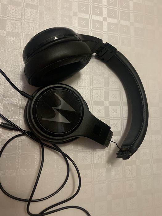 Casti Motorola Pulse 120 RUPTE . Casti Motorola Tip Over-Ear