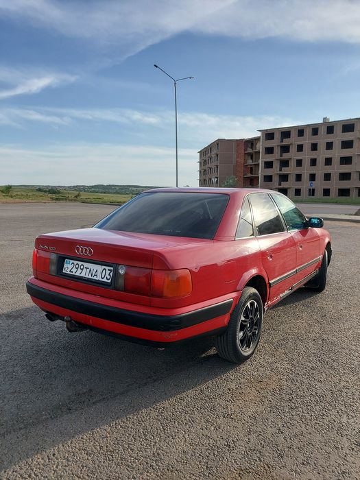 Ауди 100 с4 1992