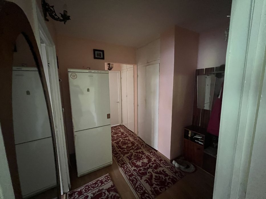 Apartament 2 camere de vanzare