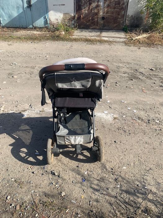 Продам детскую коляску