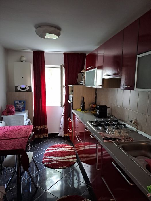 Vând apartament cu 2camere