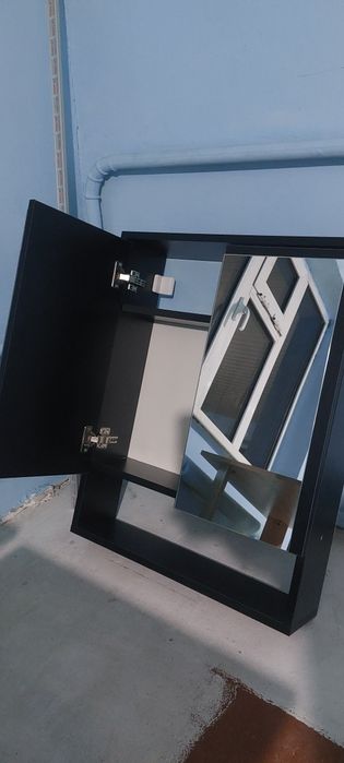 Навесной шкафчик для ванной комнаты материал МДФ влага стойкая