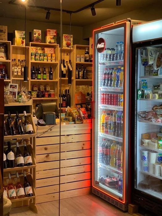 Продава се Магазин в София, Център - 18 кв.м за 567 €/кв.м - Снимка #1