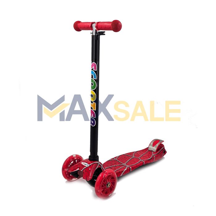 Детска тротинетка 3 светещи колела Спайдърмен червена триколка скутер