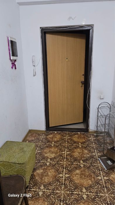 Продам  3 комнатную  квартиру