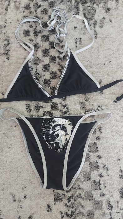 Diesel costum baie