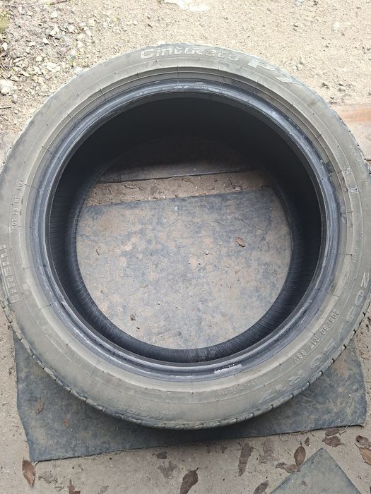 Продам шины б/у в хорошем состоянии