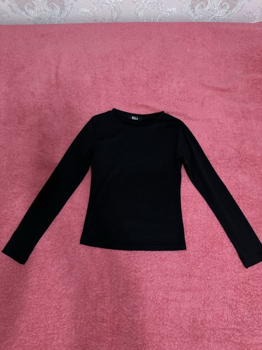 Одежда ( кофта, платье, джинсы)